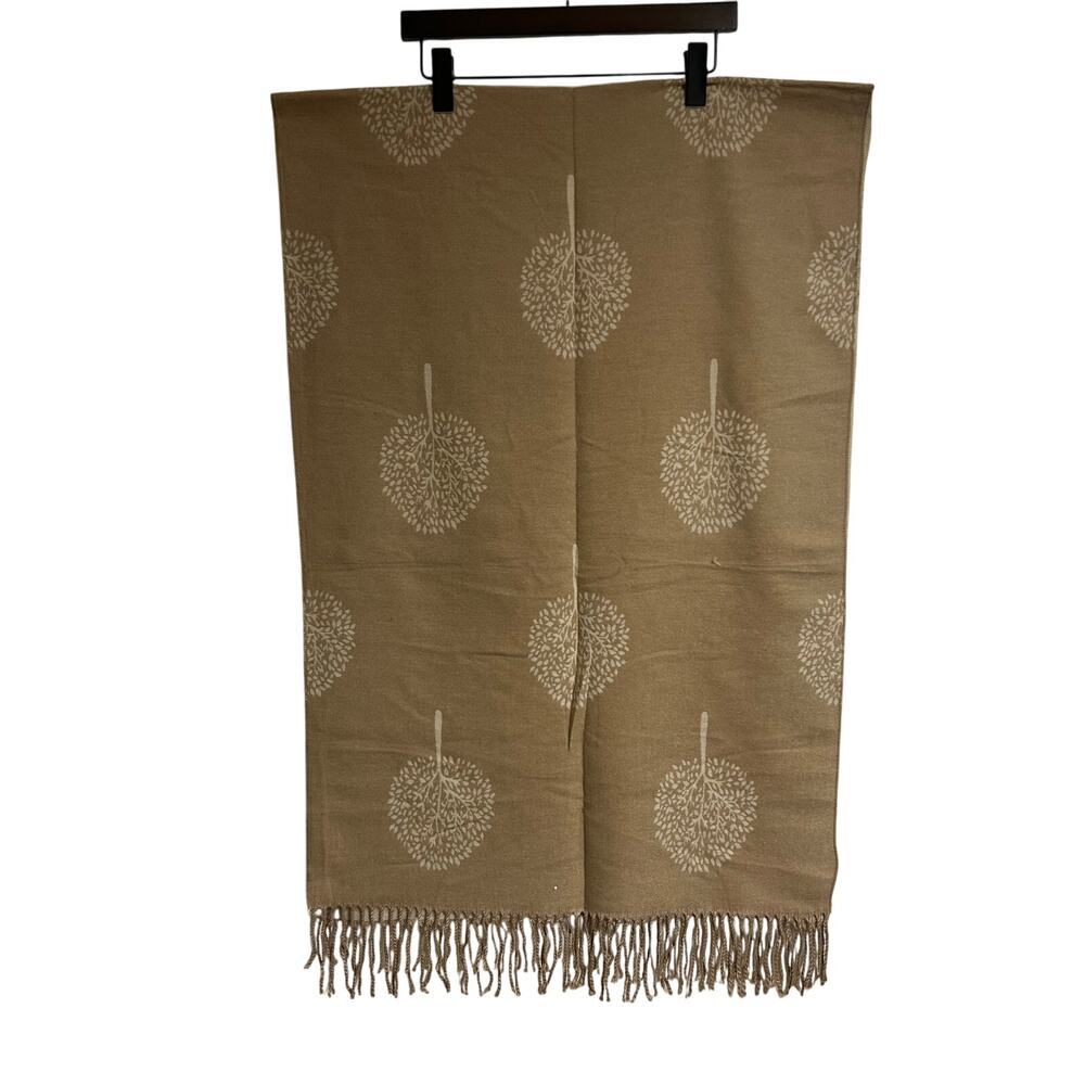 NEW Pretty Persuasions 25 x 72” Tan & Cream Wrap Shawl Scarf Fringe Soft
